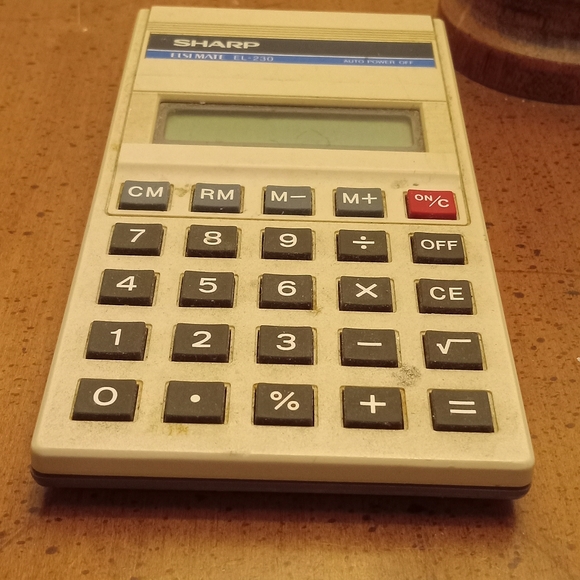 Sharp el-230 calculator - Picture 7 of 7